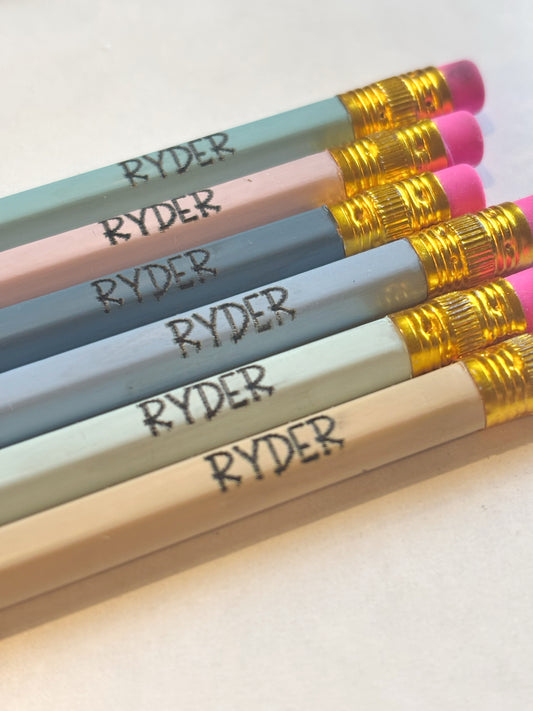 ENGRAVED PENCILS SET