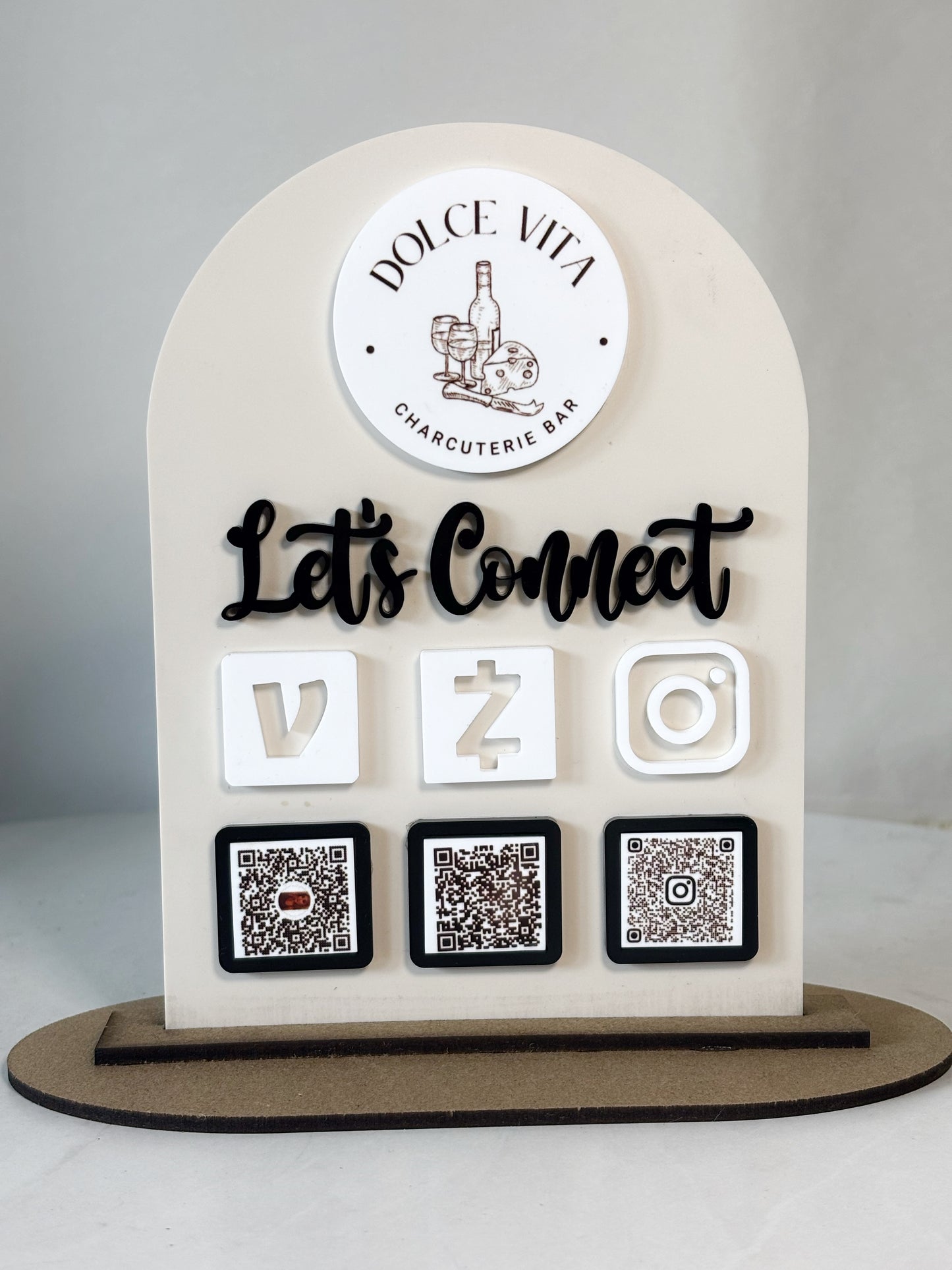 SOCIAL MEDIA SIGN (1 LAYER)